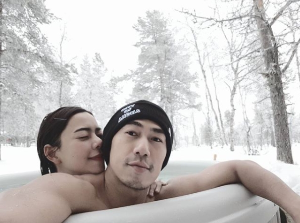 à¸¢à¸­à¸¡à¹ƒà¸ˆ à¸™ à¸§à¹€à¸„à¸¥ à¸¢à¸£ à¸«à¸­à¸šà¸Š à¸
