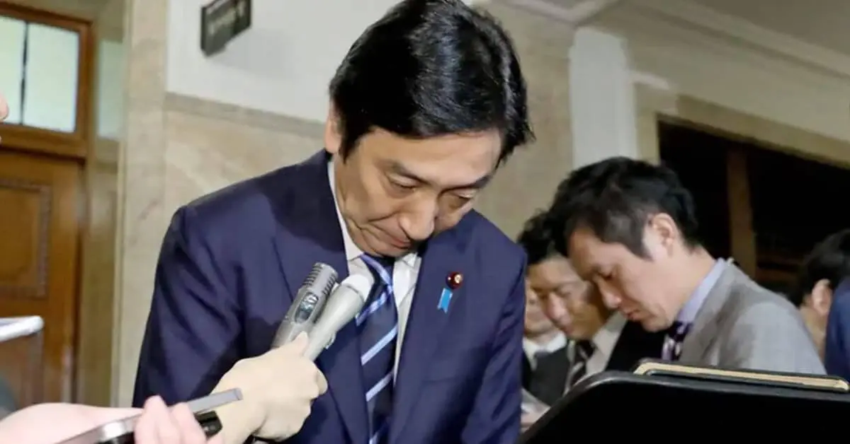 อิซชู ซึงาวาระ