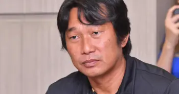 นฤพน แก่นสน