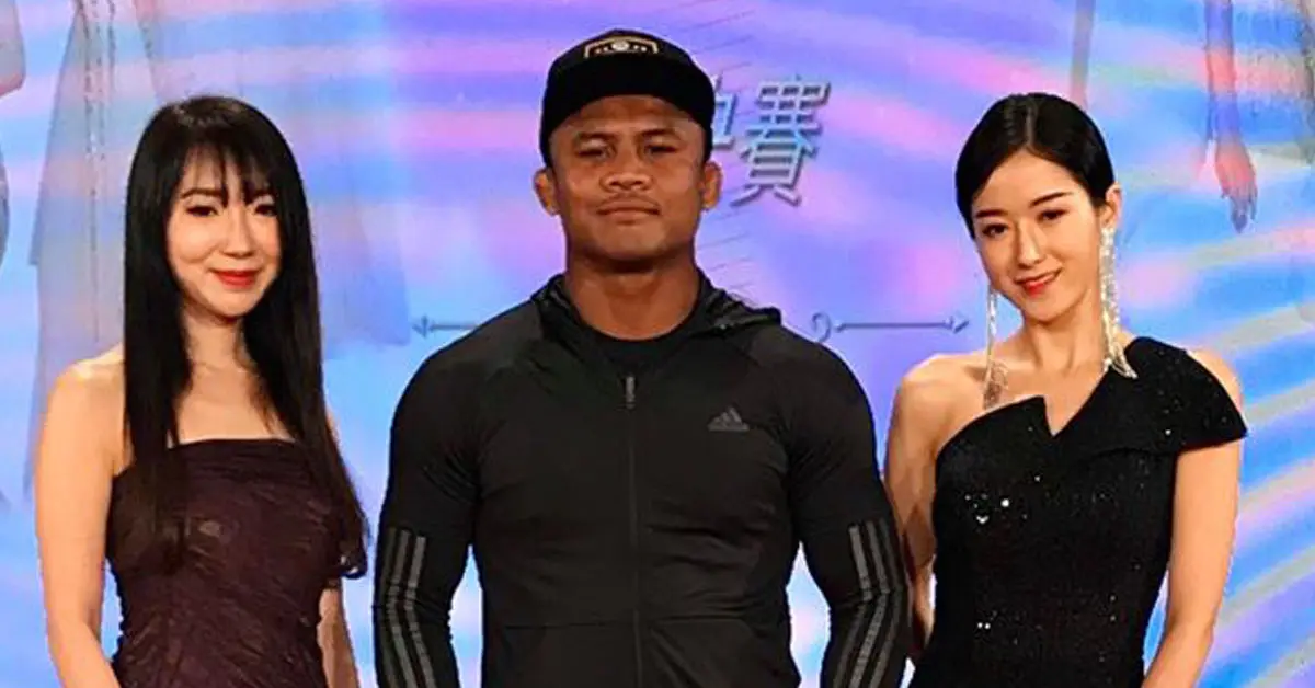 บัวขาว