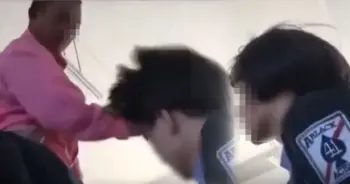 ครูตบนักเรียน