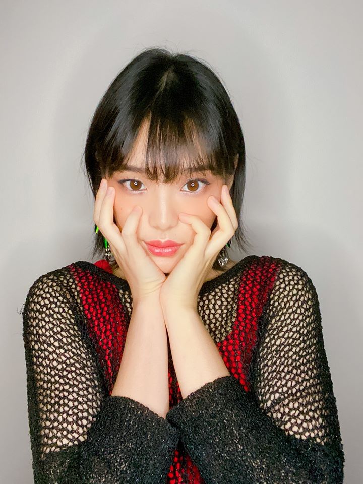 เฌอปราง Bnk / เฌอปราง BNK Live สดคืนนี้ / เฌอปรางโพสต์ภาพ พร้อมข้อความว่า ขอบคุณ cape dara resort pattaya สำหรับที่พัก และสถานที่ถ่ายรูปสวยๆนะคะ.