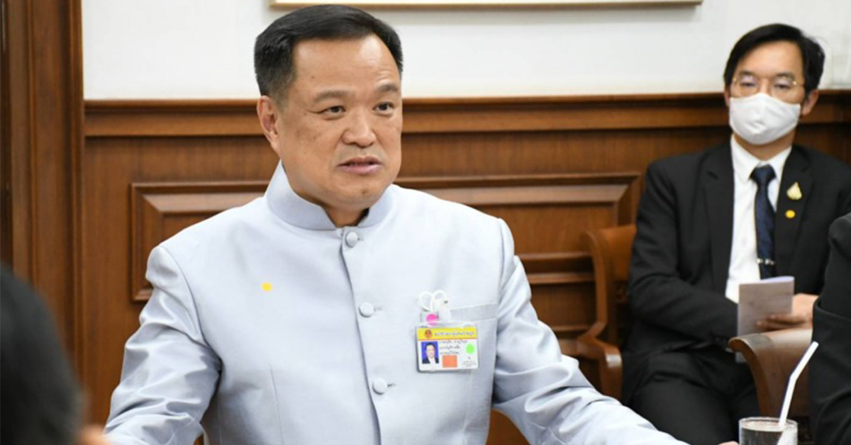อนุทิน ข้าราชการ