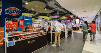 ซื้ออาหารในห้างกลับบ้าน