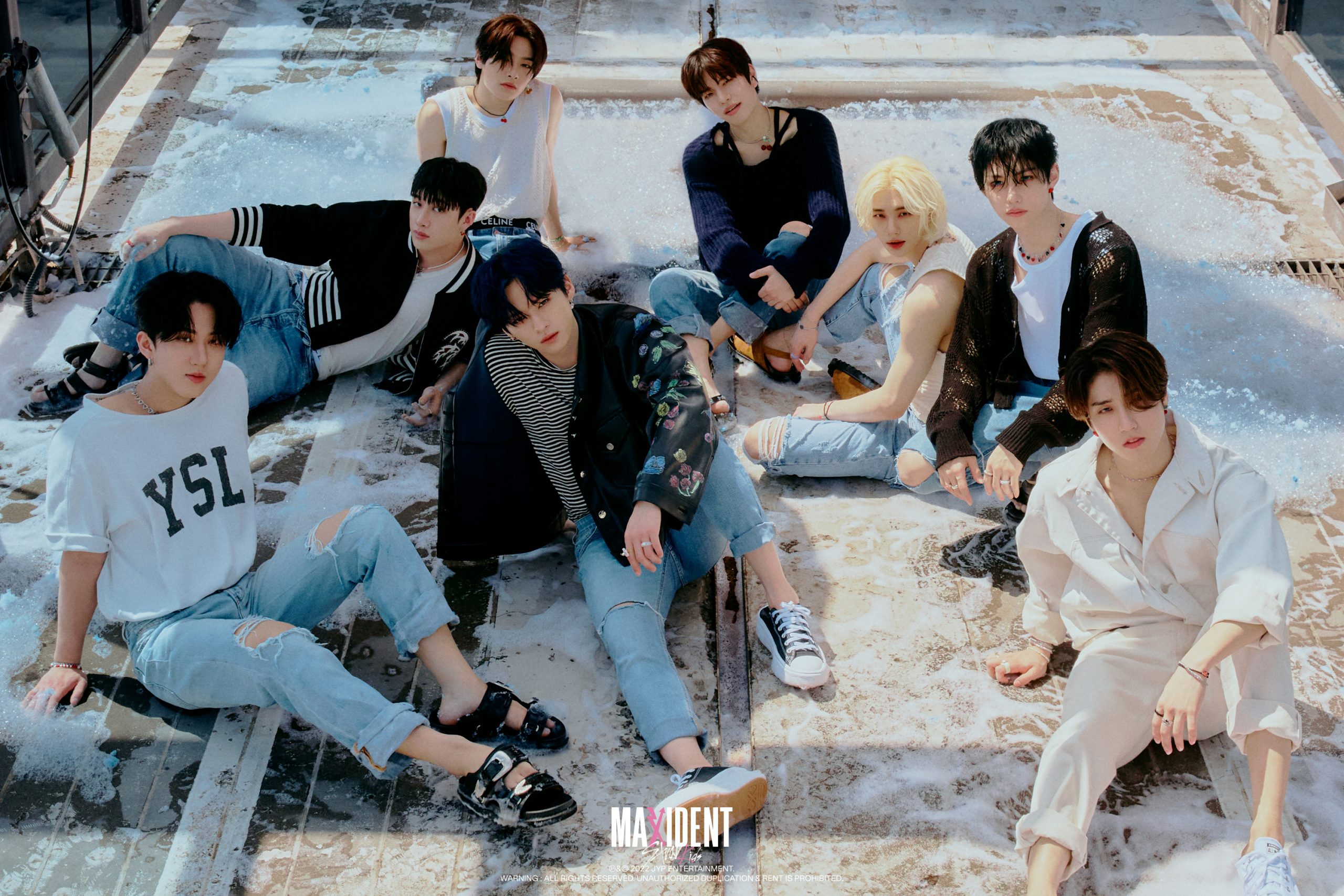 Stray-Kids-MAXIDENT - Bright Today