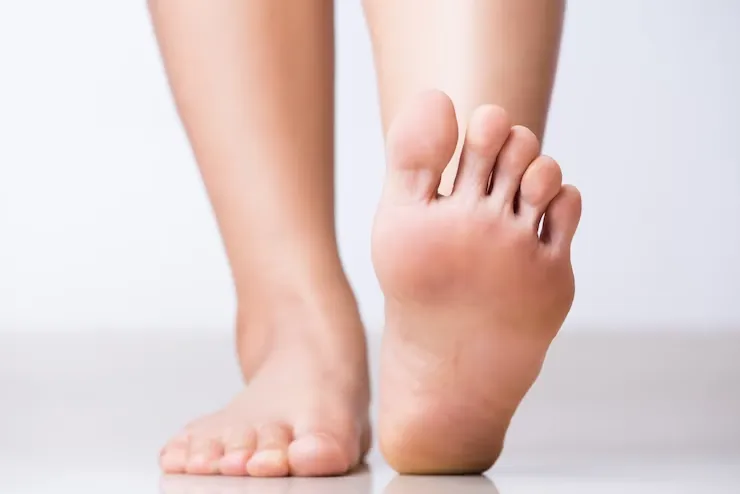closeup-female-foot-pain-healthc