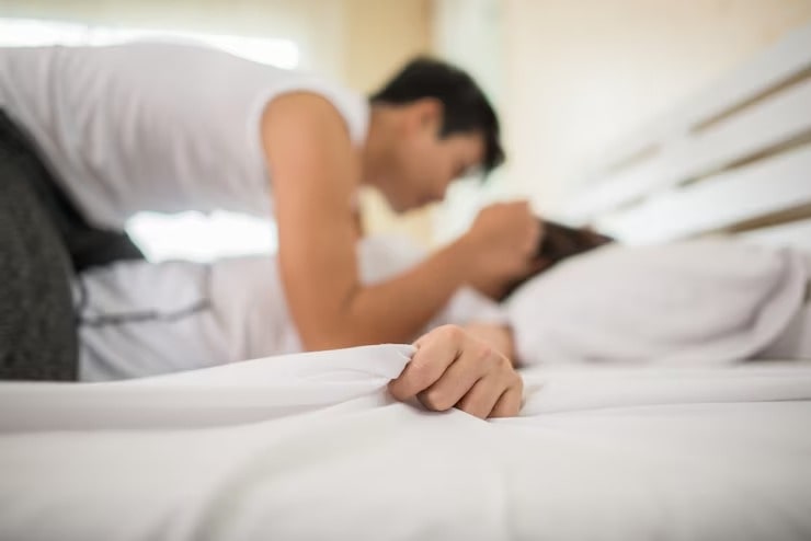 romantic-happy-couple-bed-enjoyi-min